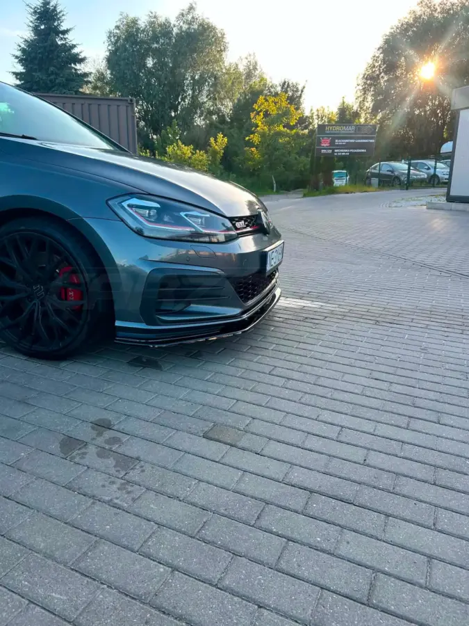 VW GOLF 7.5 GTI — zdjęcie 2 z 3