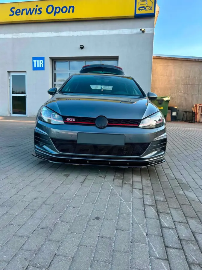 VW GOLF 7.5 GTI — zdjęcie 1 z 3