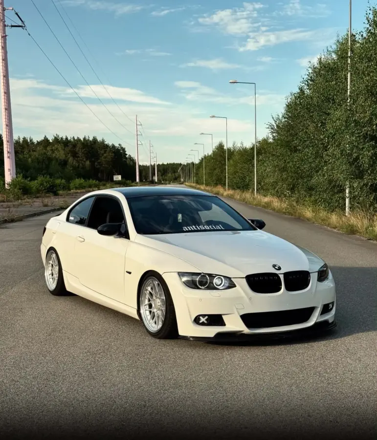 BMW E92 M Pakiet Przedlift — zdjęcie 3 z 4